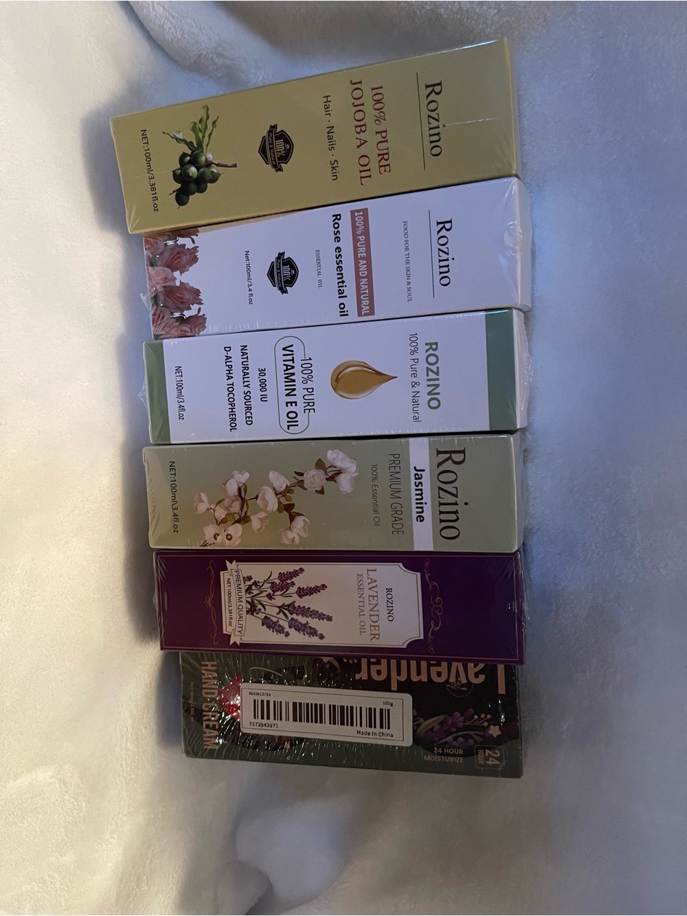 Rozino Aromatherapy Oil Set - Green, Purple, Cream, White, Gold